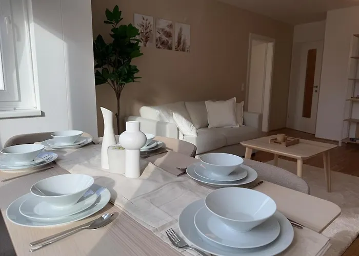 公寓 1br, Train Station, Central, Modern *